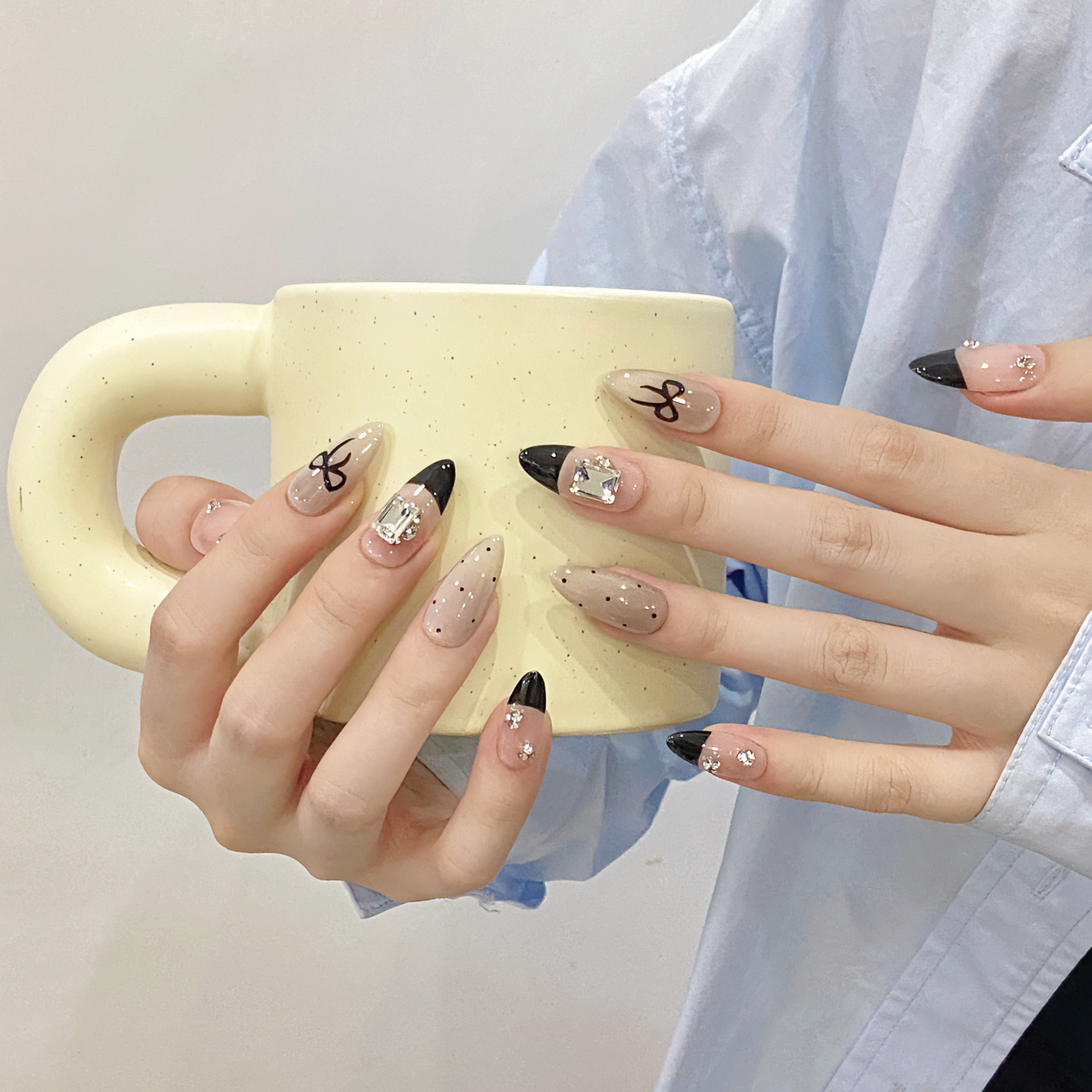 Handmade Press on Nails Black  - Resin Art Glitter reseña y precio