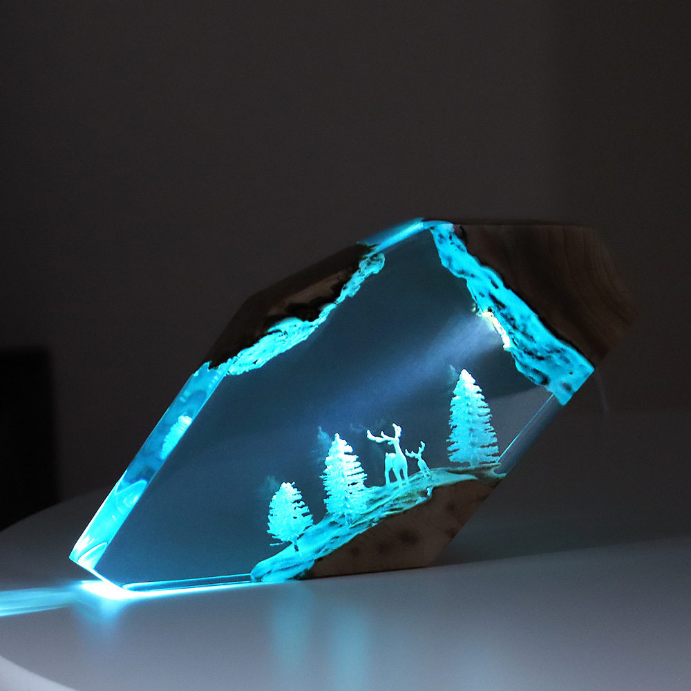 Forest Fairy Deer Desktop Art  - Resin Art And Decor reseña y precio
